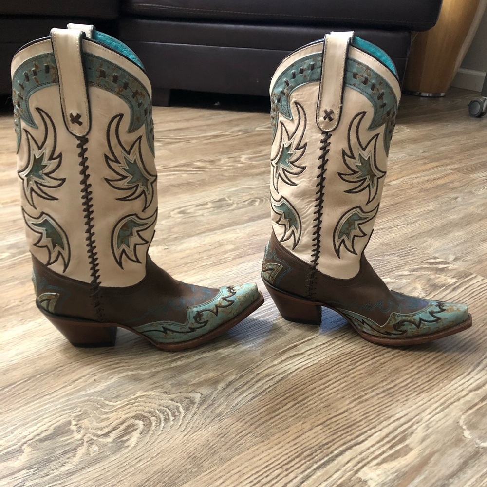 Tony lama snip toe cowboy boots size 8b